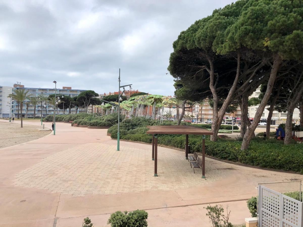 Pineda Beach 1A Linea De Mar & Parking La Pineda Exterior foto